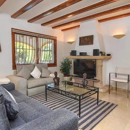 Villa Margarita - A Tranquil Oasis With Large Private Pool *