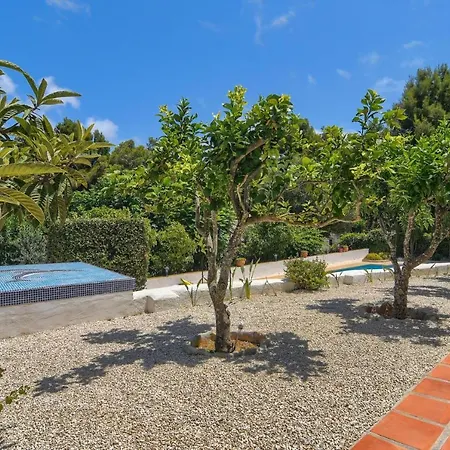 Margarita - A Tranquil Oasis With Large Private Pool *